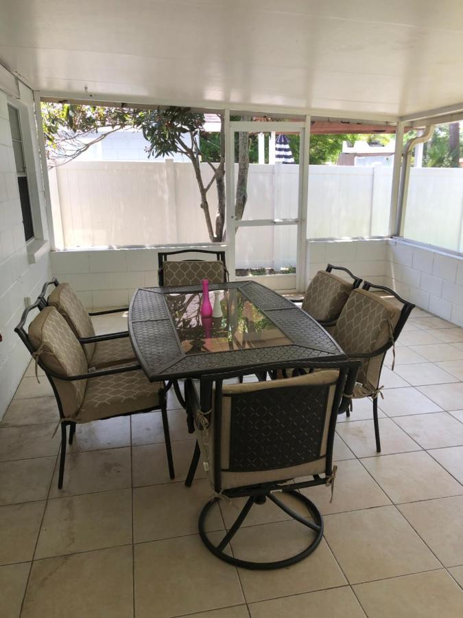 Cheerful 3 Bed House In A Cul- De-Sac! Villa แทมปา ภายนอก รูปภาพ